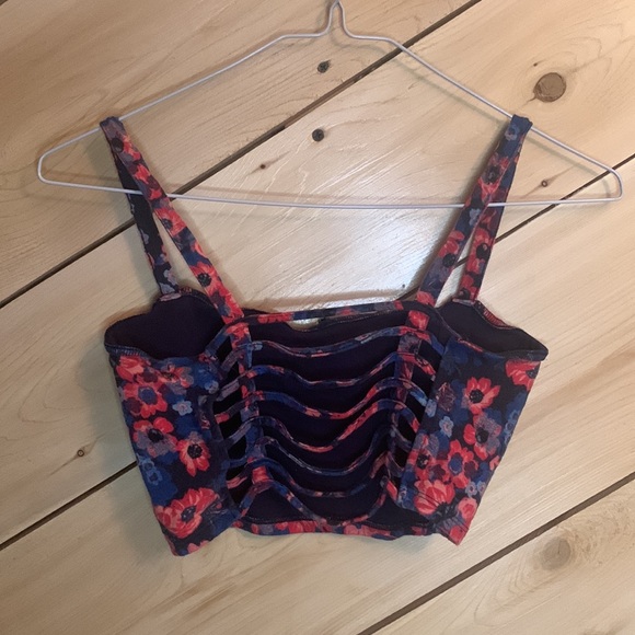 3/25$ Garage Floral Bandeau 2-pack with back cutout - Picture 6 of 7